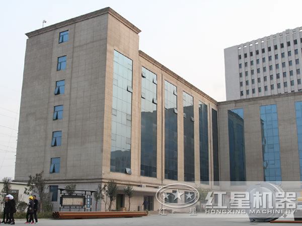 回轉(zhuǎn)烘干機(jī)廠(chǎng)家