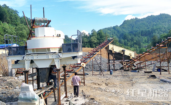 時(shí)產(chǎn)50-60噸建筑垃圾沖擊式破碎機(jī)哪里便宜？河南廠家有推薦嗎？